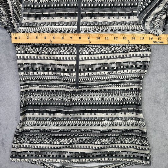 Nike Pro HyperWarm Fleece Womens M Gray Aztec Geometric Dri-Fit 1/4 Zip Running - Picture 10 of 14
